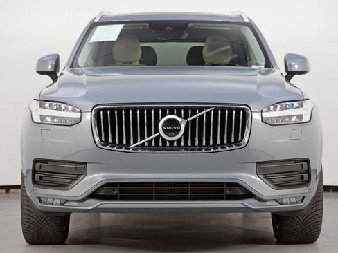 Used 2020 Volvo XC90 T6 Momentum image 6
