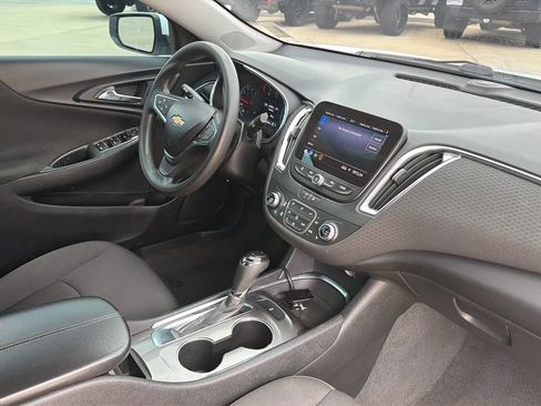 Used 2020 Chevrolet Malibu LT FWD image 47
