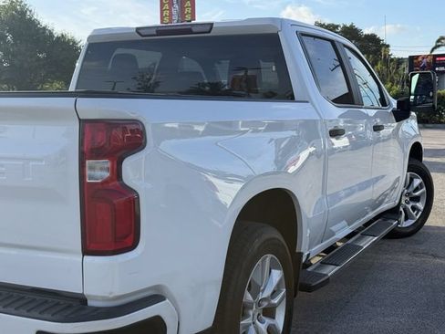 Used 2020 Chevrolet Silverado 1500 Custom w/ Custom Max Trailering Package AWD/4WD image 7