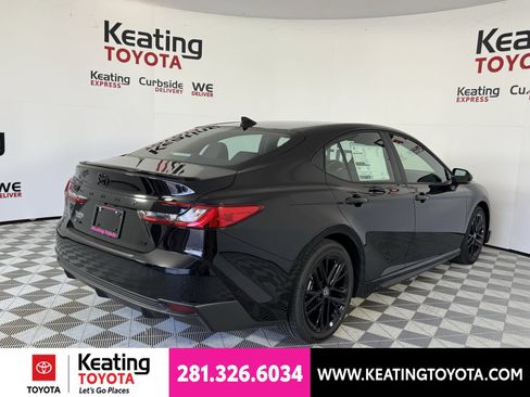 New 2026 Toyota Camry SE w/ Convenience Package FWD image 14