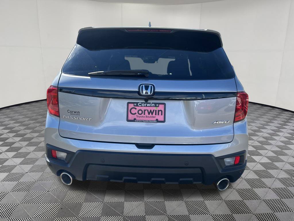 Used 2025 Honda Passport EX-L image 6