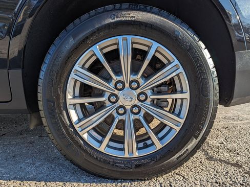 Used 2019 Cadillac XT5 Luxury image 45