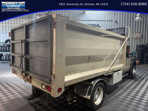 Used 2008 Ford F550 2WD Regular Cab Super Duty image 5