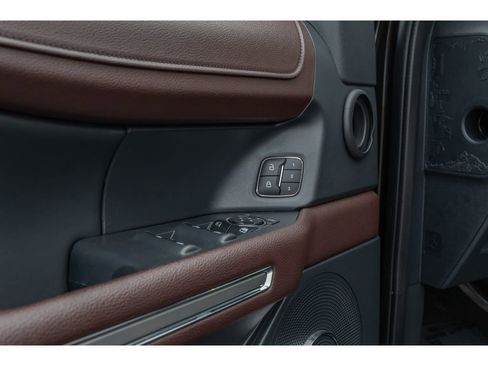 Used 2024 Ford Expedition Max Limited image 21