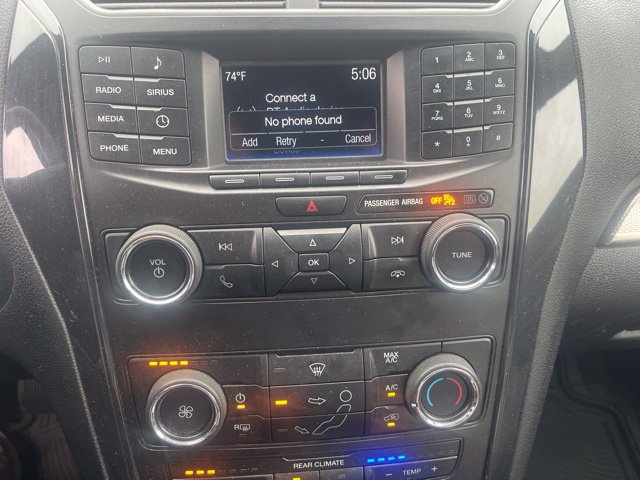 Used 2019 Ford Explorer XLT AWD/4WD image 10