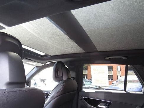 Used 2026 Mercedes-Benz GLC 300 4MATIC image 22