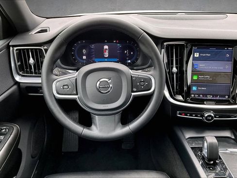 Certified 2023 Volvo S60 B5 Plus w/ Climate Package image 8