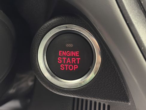 Used 2025 Subaru Crosstrek 2.5i Limited w/ Crosstrek Mirror Package image 25