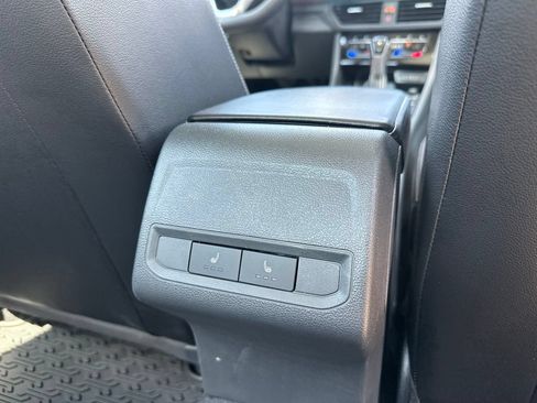 Used 2026 Volkswagen Jetta SEL FWD image 18
