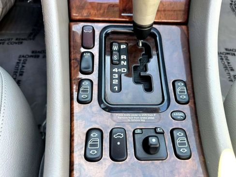 Used 1999 Mercedes-Benz CLK 320 CLK 320 Cabriolet 2D image 22