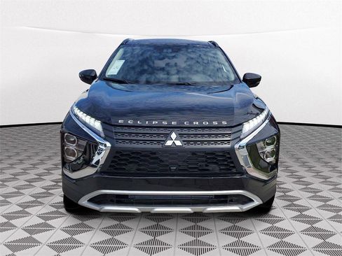 New 2025 Mitsubishi Eclipse Cross SE image 2