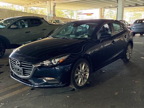 Used 2017 MAZDA MAZDA3 Touring image 4