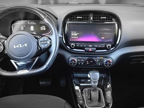 Used 2023 Kia Soul GT-Line w/ GT-Line Technology Package FWD image 20