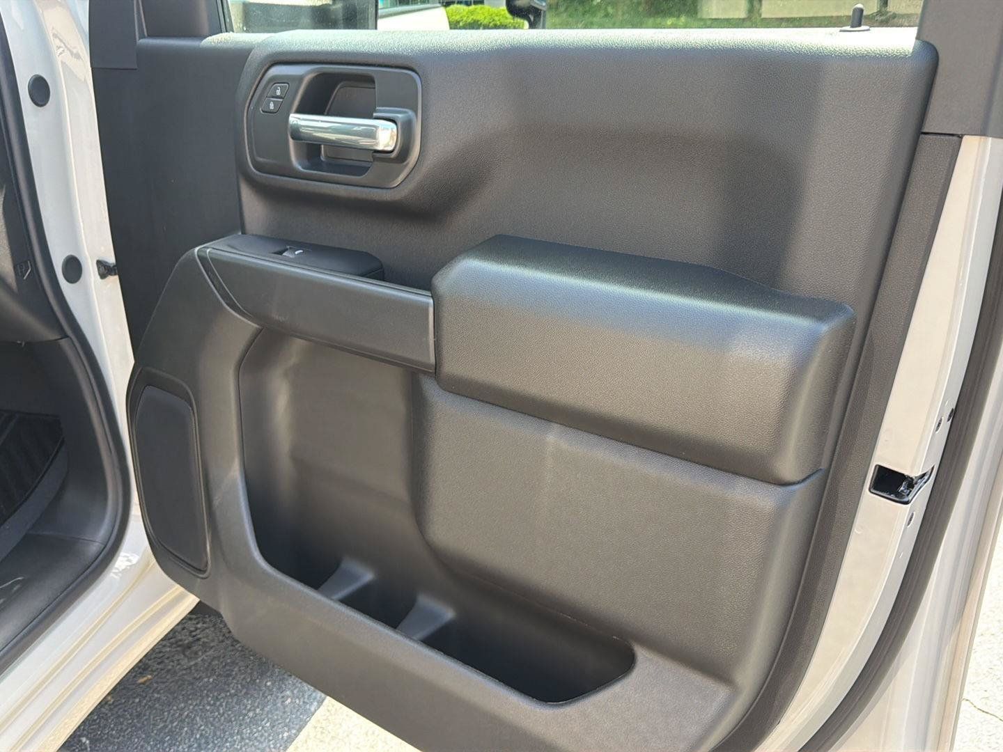 New 2026 Chevrolet Silverado 2500 Custom w/ Custom Value Package AWD/4WD image 14