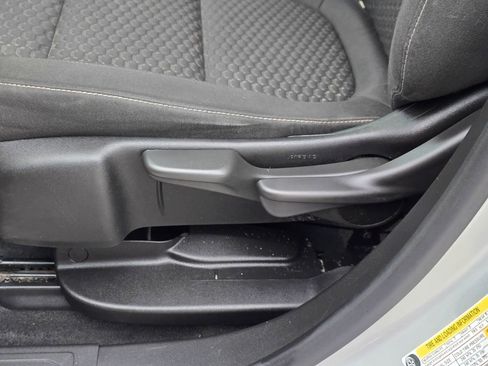 Used 2019 GMC Acadia SLE w/ LPO, Floor Liner Package image 11