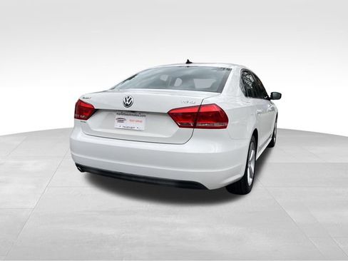 Used 2015 Volkswagen Passat 1.8T SE image 5