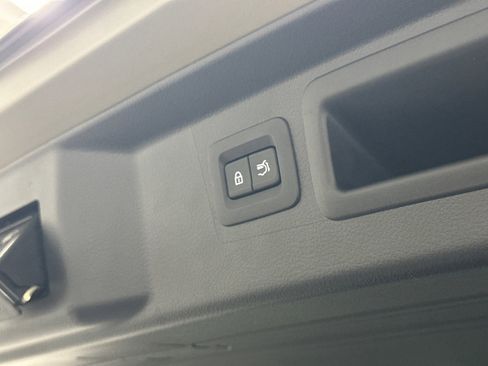 Used 2025 MAZDA CX-50 AWD 2.5 Turbo w/ Premium Pkg image 9