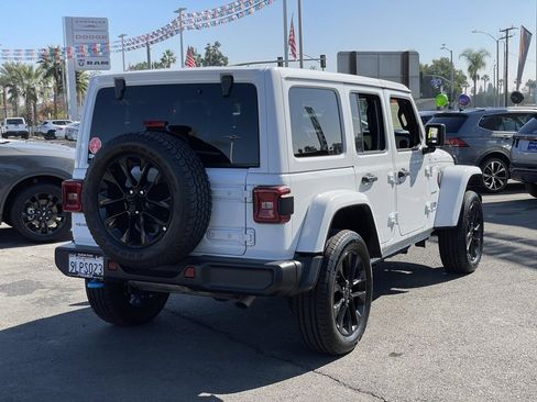 Used 2024 Jeep Wrangler Unlimited Sahara image 7