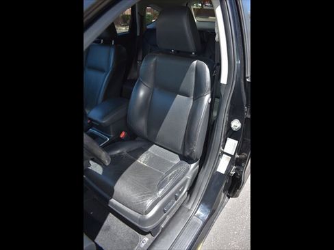 Used 2016 Honda CR-V Touring image 17