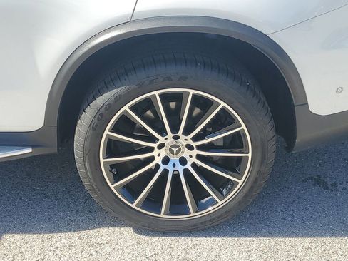 Used 2022 Mercedes-Benz GLC 300 4MATIC Coupe image 13