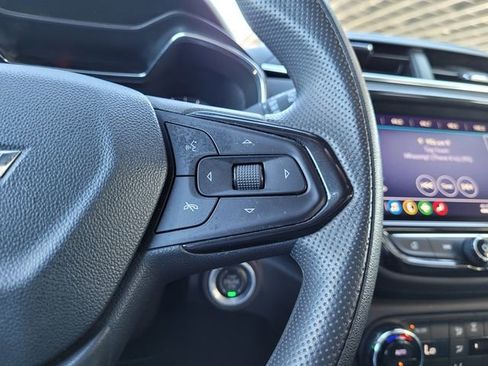 Used 2023 Chevrolet TrailBlazer LT w/ Convenience Package image 14
