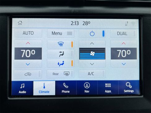 Used 2020 Ford Fusion SE image 28