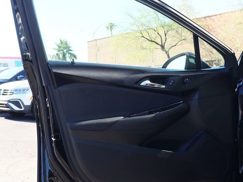 Used 2018 Chevrolet Cruze LT image 36