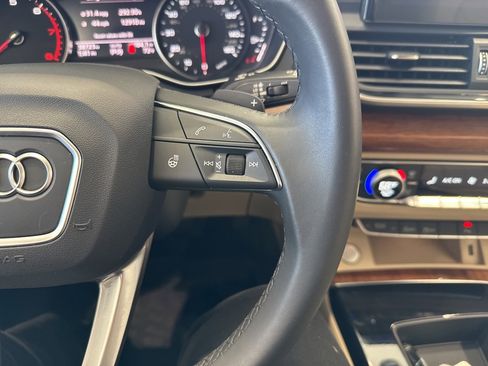 Used 2024 Audi Q5 2.0T Premium w/ Convenience Package image 20