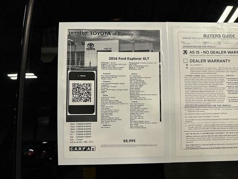 Used 2016 Ford Explorer XLT w/ Equipment Group 202A AWD/4WD image 13