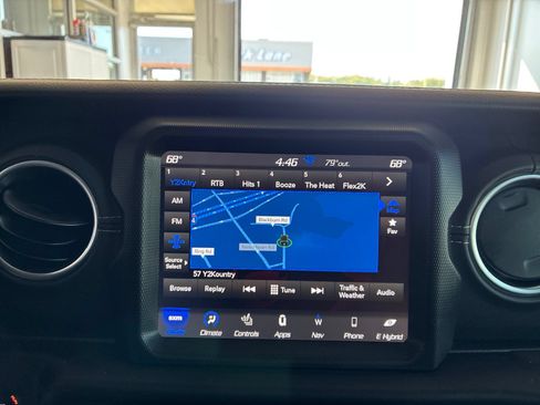 Used 2023 Jeep Wrangler Unlimited Sahara w/ Cold Weather Group AWD/4WD image 28