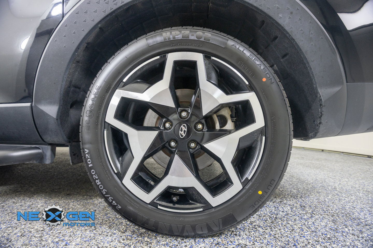 Used 2023 Hyundai Santa Cruz Limited AWD/4WD image 47