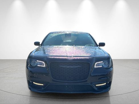 Used 2022 Chrysler 300 Touring L w/ Safetytec Plus Group AWD/4WD image 8