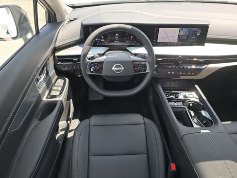 New 2025 Nissan Murano SL image 30