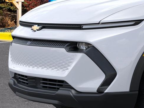 New 2026 Chevrolet Equinox EV LT image 37