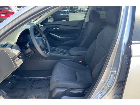 Used 2024 Honda Accord LX image 10
