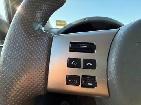 Used 2019 Nissan Frontier SV image 17