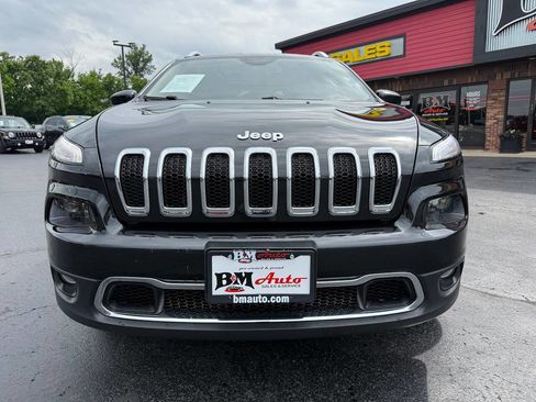 Used 2016 Jeep Cherokee Limited w/ Luxury Group AWD/4WD image 2