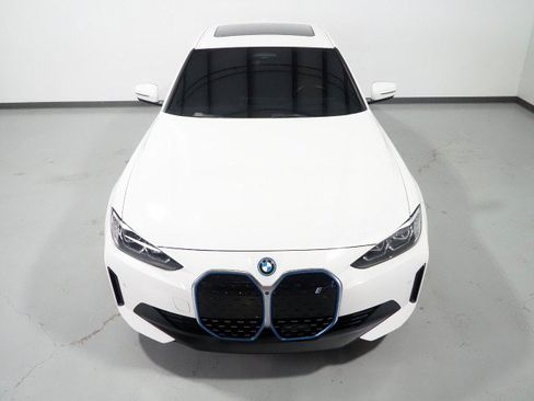 Used 2023 BMW i4 eDrive35 RWD image 11