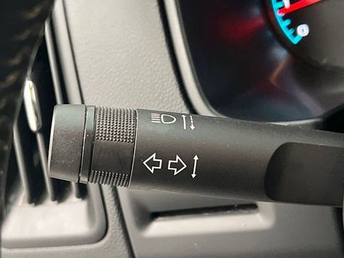 Used 2022 Chevrolet Colorado LT w/ Fleet Safety Package image 33