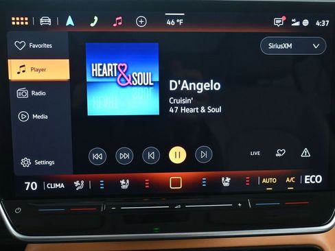 Used 2025 Volkswagen ID. Buzz 1st Edition image 14