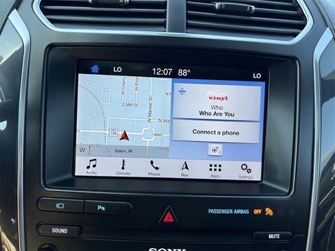 Used 2019 Ford Explorer Limited w/ Ford Safe & Smart Package image 26