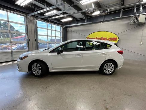 Used 2018 Subaru Impreza 2.0i AWD/4WD image 2