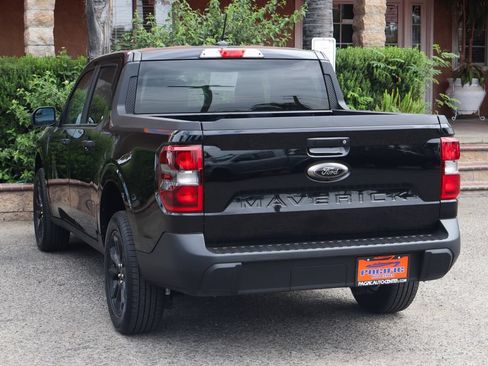 Used 2023 Ford Maverick XLT w/ Black Appearance Package FWD image 6