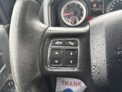 Used 2017 RAM 1500 Classic SLT image 17