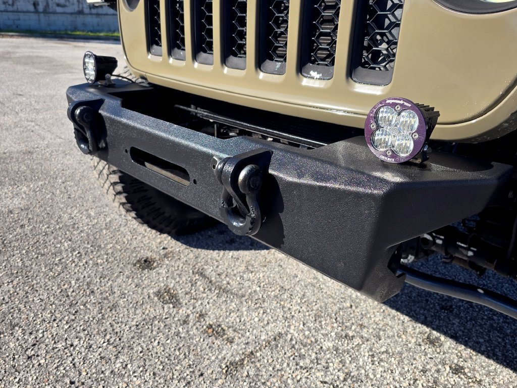 Used 2020 Jeep Gladiator Overland w/ Popular Equipment Package AWD/4WD image 12