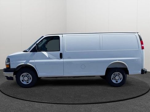 New 2026 Chevrolet Express 2500 RWD image 2