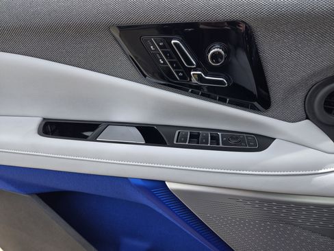 New 2025 Cadillac Optiq Luxury 1 w/ LPO, Floor Liner Package image 14