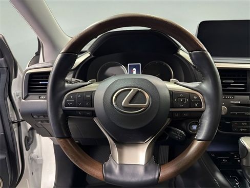 Used 2022 Lexus RX 350L FWD w/ Premium Package image 15