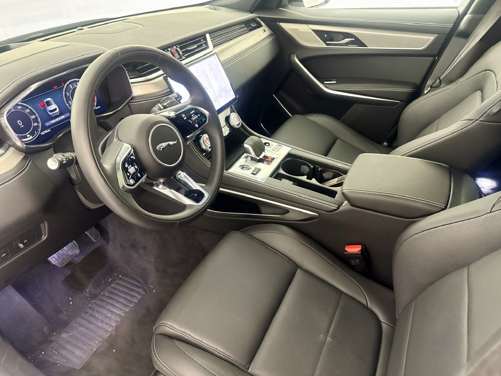 New 2026 Jaguar F-PACE R-Dynamic S AWD/4WD image 8