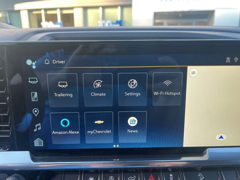 Used 2024 Chevrolet Silverado 1500 LT Trail Boss w/ Convenience Package II image 33